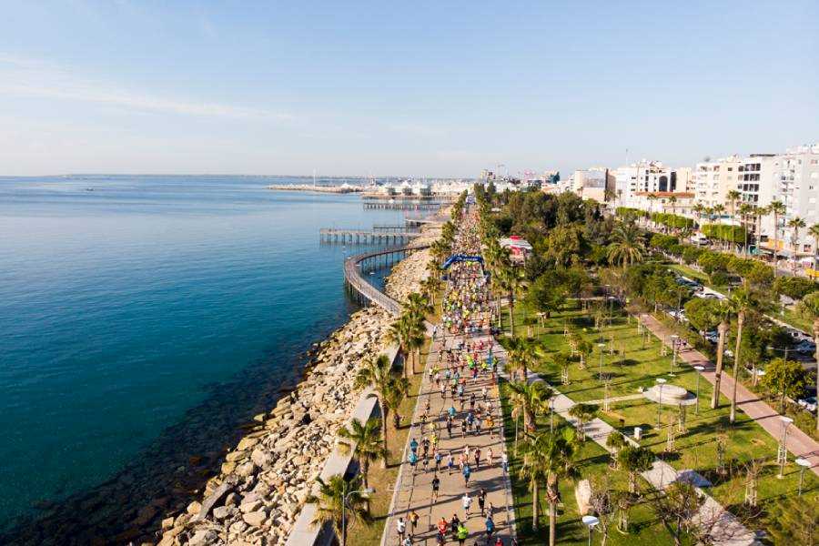 Limassol marathon starting line